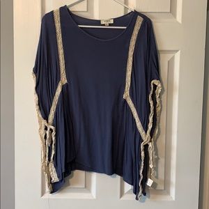 Umgee side tie blouse